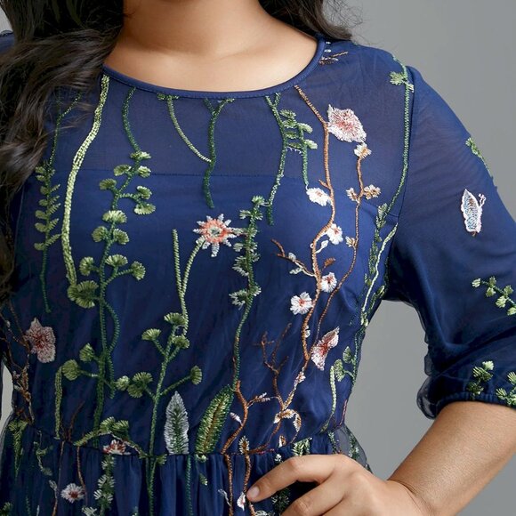 BloomChic Floral Embroidered Elastic Waist Lined Midi Dress Size 22-24 - Picture 3 of 8